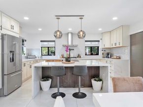 Undisclosed Address #A12023983, Hollywood FL 33019