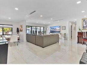 Undisclosed Address #A12023983, Hollywood FL 33019