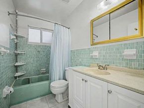 2000 N 58th Avenue, Hollywood FL 33021