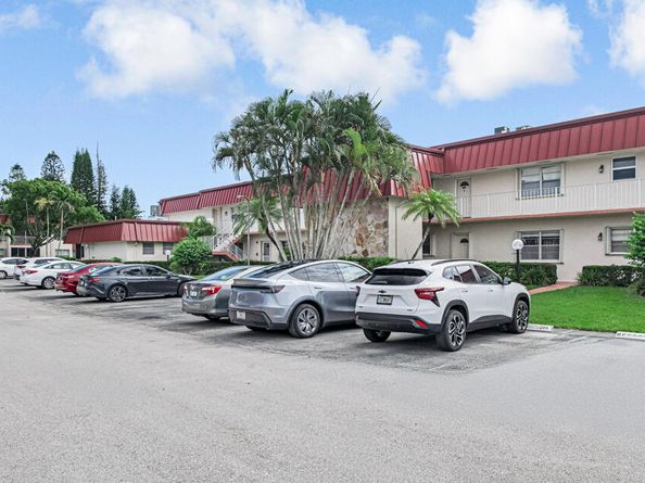 12013 Greenway Circle S, Royal Palm Beach FL 33411