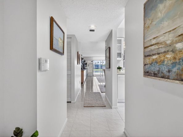 6093 Pointe Regal Circle 206, Delray Beach FL 33484