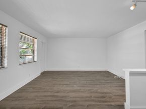 4051 NE 13th Avenue, Oakland Park FL 33334