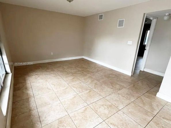 1999 NW 5th Place 2, Miami FL 33136