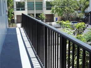 3615 Thomas Avenue 11, Miami FL 33133