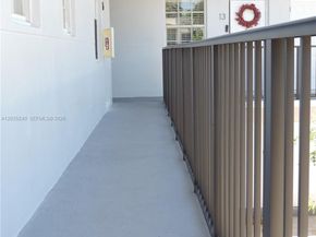 3615 Thomas Avenue 11, Miami FL 33133