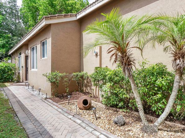 5024 Ibis Court, Coconut Creek FL 33073