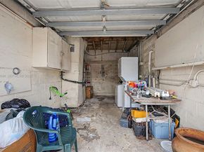 Undisclosed Address #A12025639, Miami FL 33135
