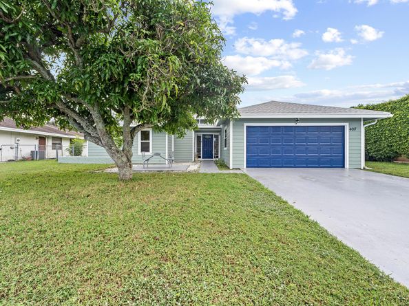 4017 Heath Circle S, West Palm Beach FL 33407