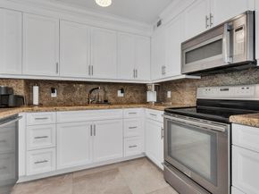 1980 S Ocean Dr 10H, Hallandale Beach FL 33009