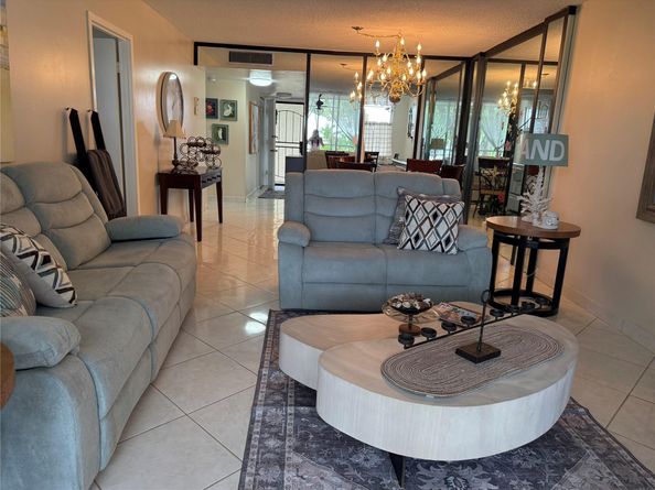 2901 NW 48th Ave 269, Lauderdale Lakes FL 33313