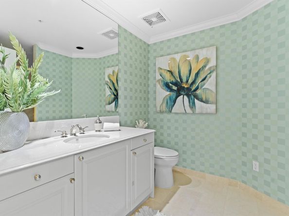 1063 Hillsboro Mile 501, Hillsboro Beach FL 33062