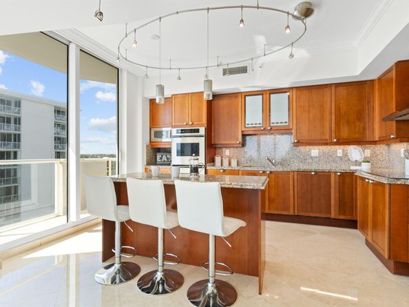 1063 Hillsboro Mile 501, Hillsboro Beach FL 33062