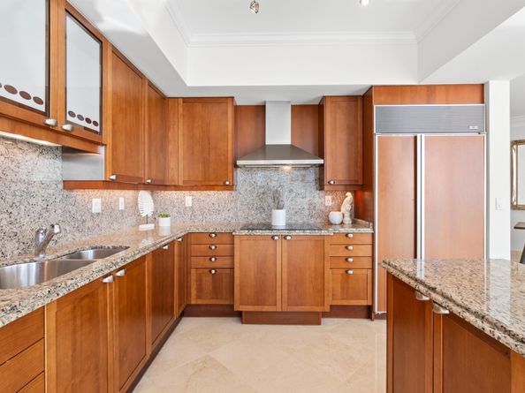 1063 Hillsboro Mile 501, Hillsboro Beach FL 33062