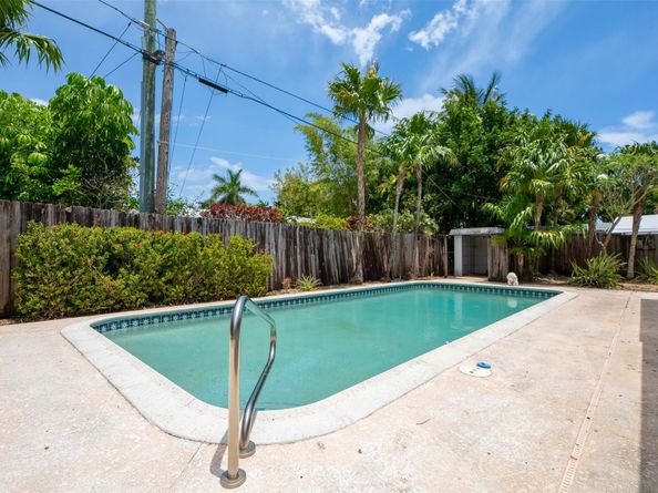 1623 NE 20th St, Fort Lauderdale FL 33305