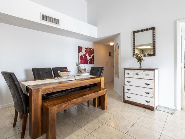 5031 Wiles Road 304, Coconut Creek FL 33073