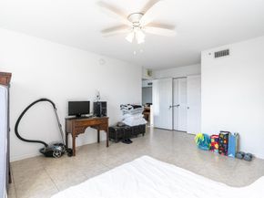 5031 Wiles Road 304, Coconut Creek FL 33073