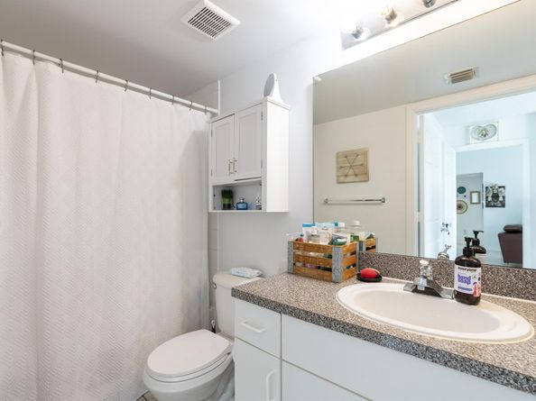 5031 Wiles Road 304, Coconut Creek FL 33073