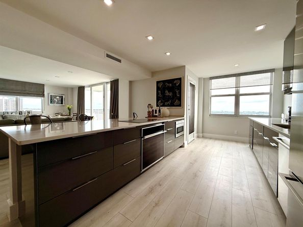 1801 S Flagler Drive 903, West Palm Beach FL 33401