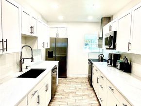 1742 NE 7th St, Fort Lauderdale FL 33304