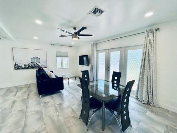 1742 NE 7th St, Fort Lauderdale FL 33304