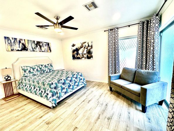 1742 NE 7th St, Fort Lauderdale FL 33304