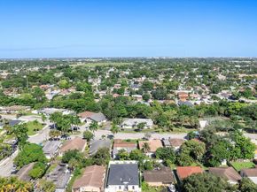 2860 NW 8th Place, Fort Lauderdale FL 33311