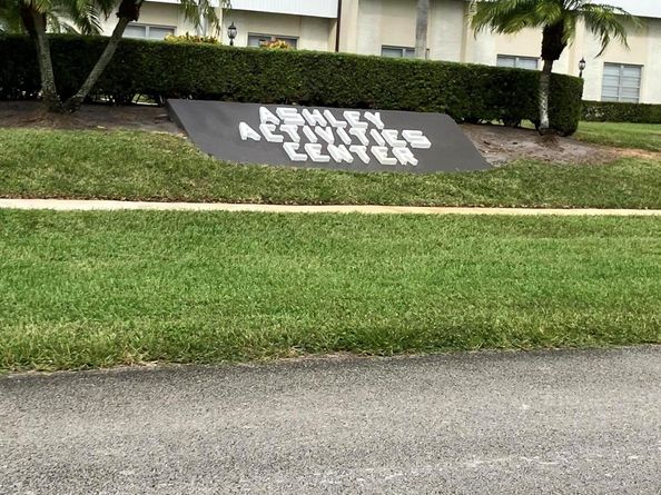 2950 Ashley Drive E E, West Palm Beach FL 33415