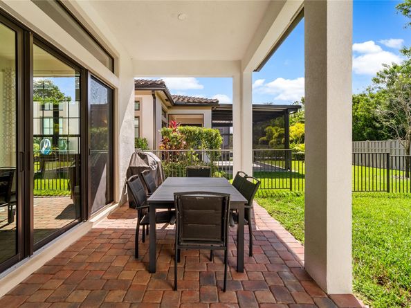 8159 Liberty Way, Parkland FL 33067