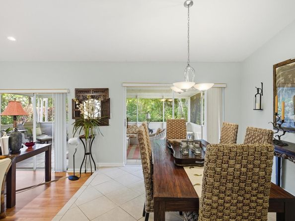 4803 Queen Palm Ln, Tamarac FL 33319