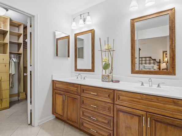 4803 Queen Palm Ln, Tamarac FL 33319