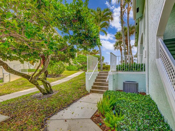 303 Mainsail Circle, Jupiter FL 33477