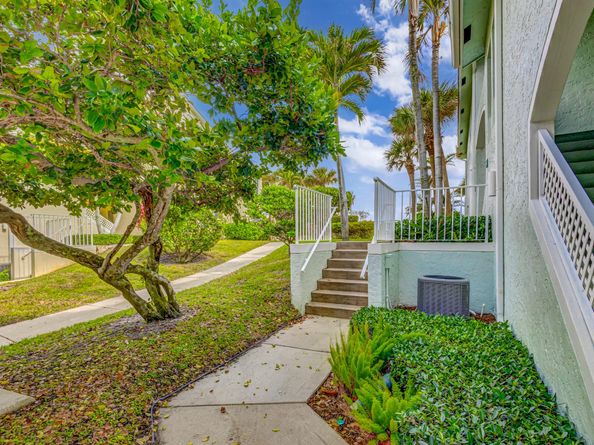303 Mainsail Circle, Jupiter FL 33477