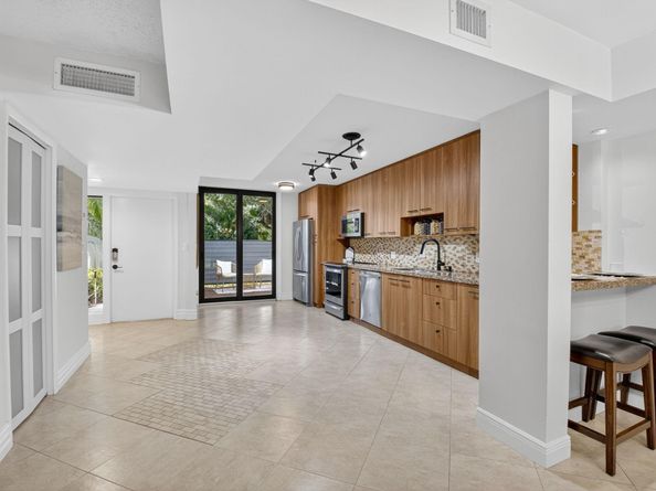 3802 Bridgewood Drive, Boca Raton FL 33434