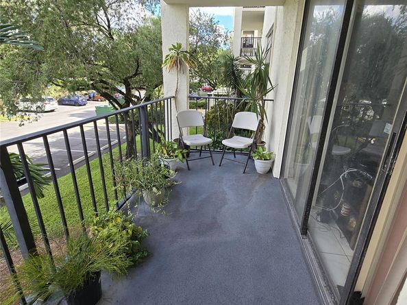 6195 Rock Island Rd 215, Tamarac FL 33319