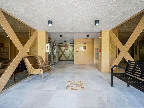 6195 Rock Island Rd 215, Tamarac FL 33319