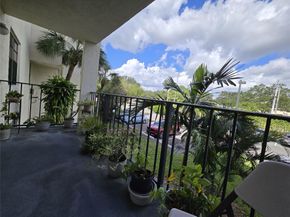 6195 Rock Island Rd 215, Tamarac FL 33319