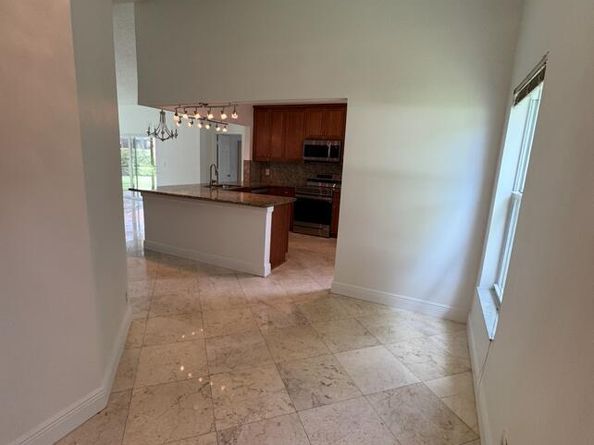 10180 Camelback Lane, Boca Raton FL 33498