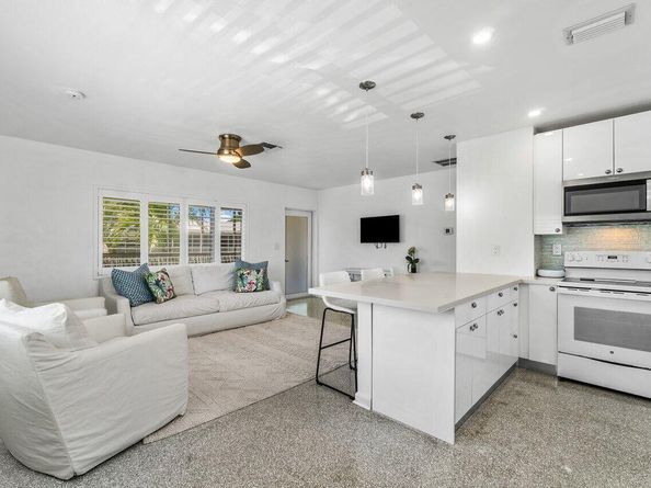 426 NE 7th Avenue 2g, Delray Beach FL 33483