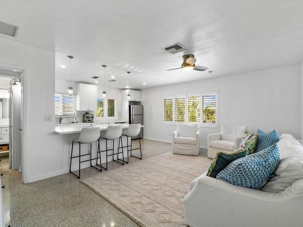 426 NE 7th Avenue 2g, Delray Beach FL 33483