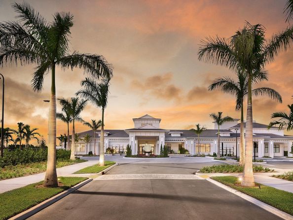 10064 Driftwood Way, Palm Beach Gardens FL 33412