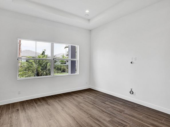 10064 Driftwood Way, Palm Beach Gardens FL 33412