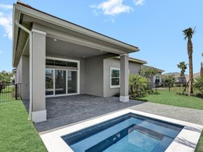 10064 Driftwood Way, Palm Beach Gardens FL 33412