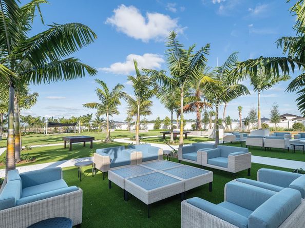 10064 Driftwood Way, Palm Beach Gardens FL 33412
