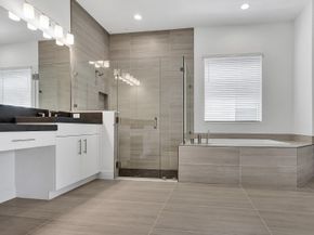 10064 Driftwood Way, Palm Beach Gardens FL 33412