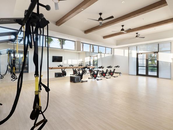 10064 Driftwood Way, Palm Beach Gardens FL 33412