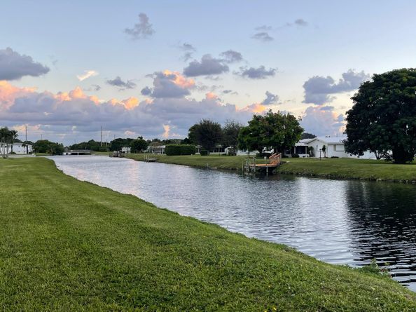 100 Leisure Lake Circle 109, Boynton Beach FL 33426