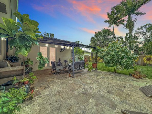 3326 SW 19 St, Fort Lauderdale FL 33312