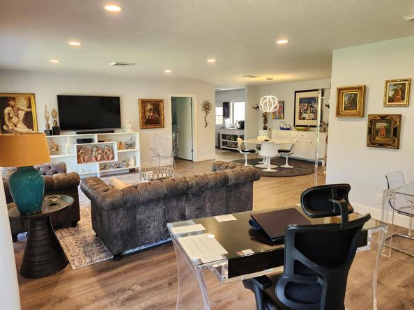 1707 Consulate Place 202, West Palm Beach FL 33401