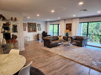 1707 Consulate Place