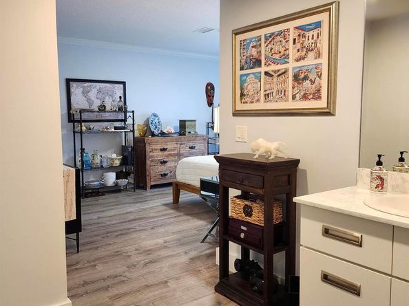 1707 Consulate Place 202, West Palm Beach FL 33401